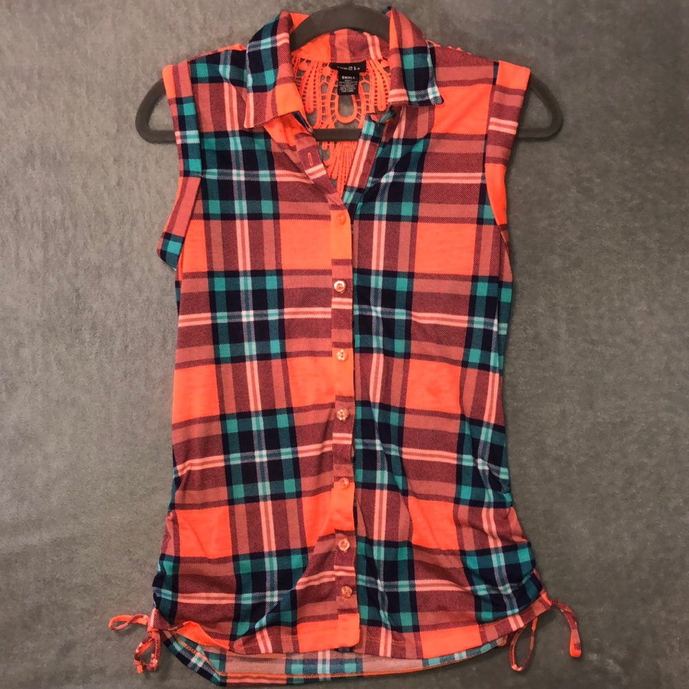 Rue21 Sleeveless Flannel Top